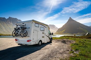 Guide For Living On The Road For A Year In An RV